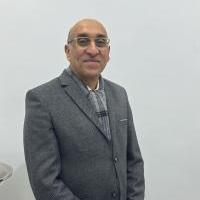 دكتور مدحت مسعد