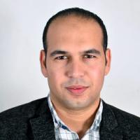 دكتور اسلام خالد