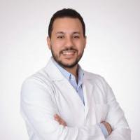 دكتور شاهر هشام